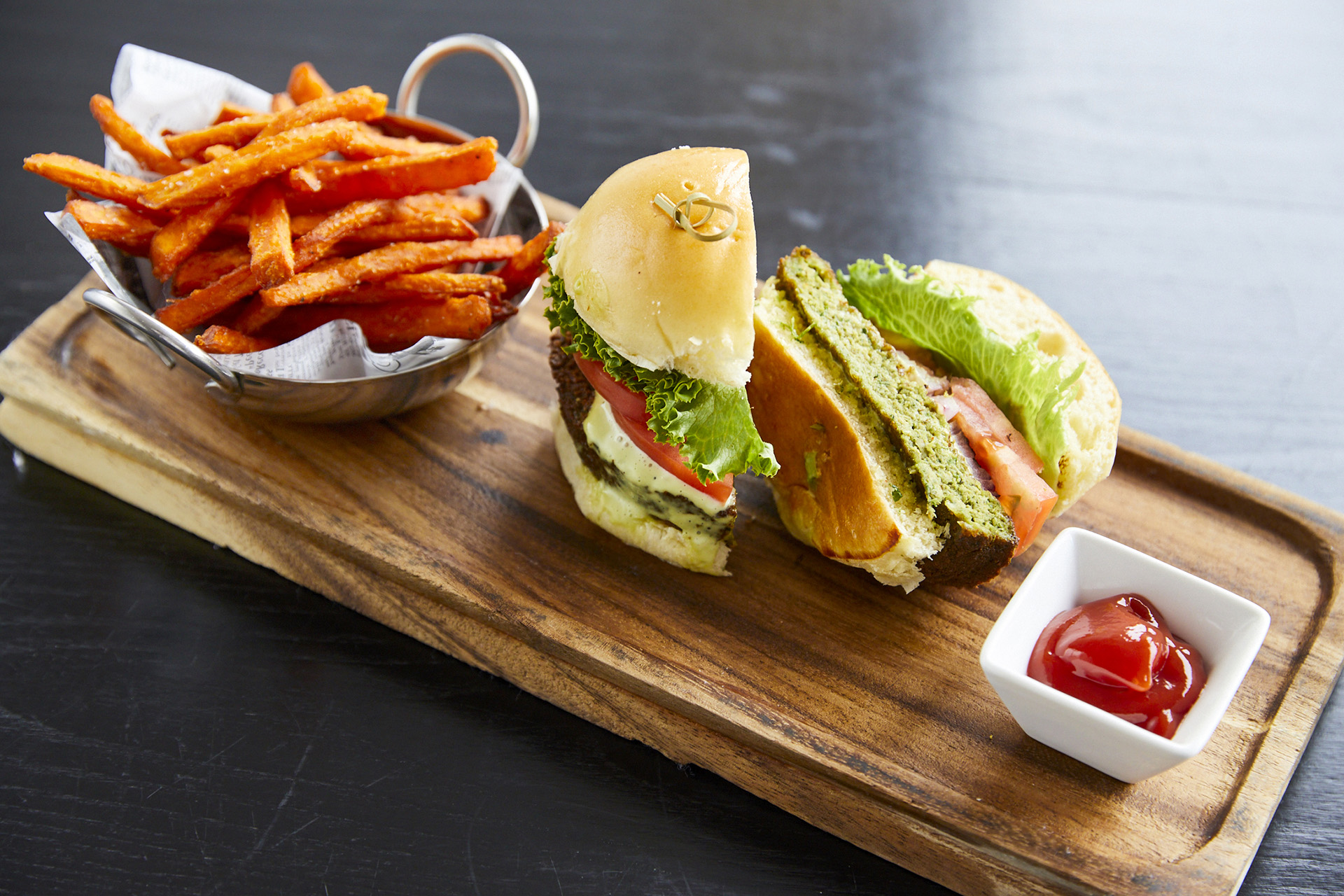 Engineers Country Club | Food