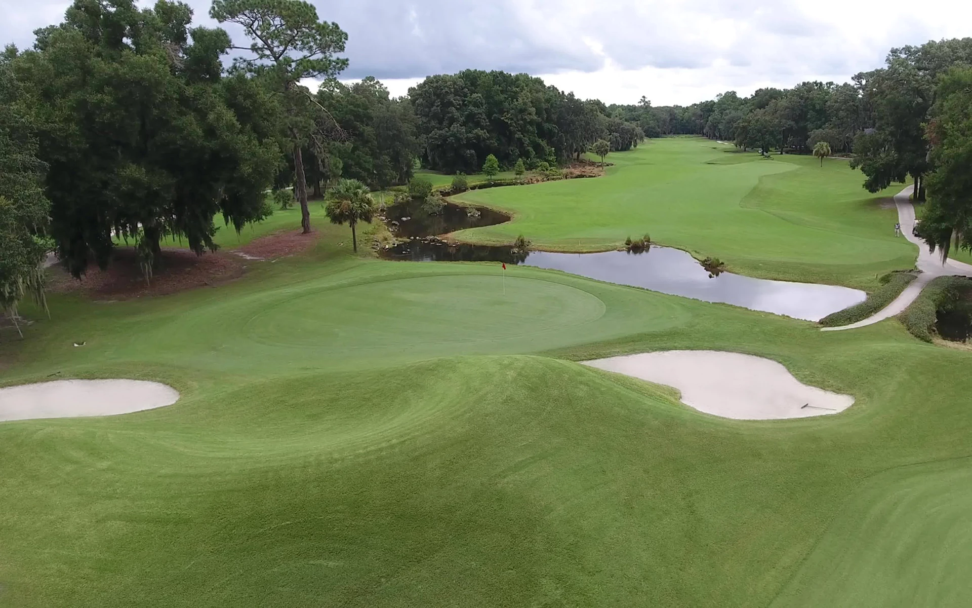 Hawkstone Country Club - Golf Course Hole #10