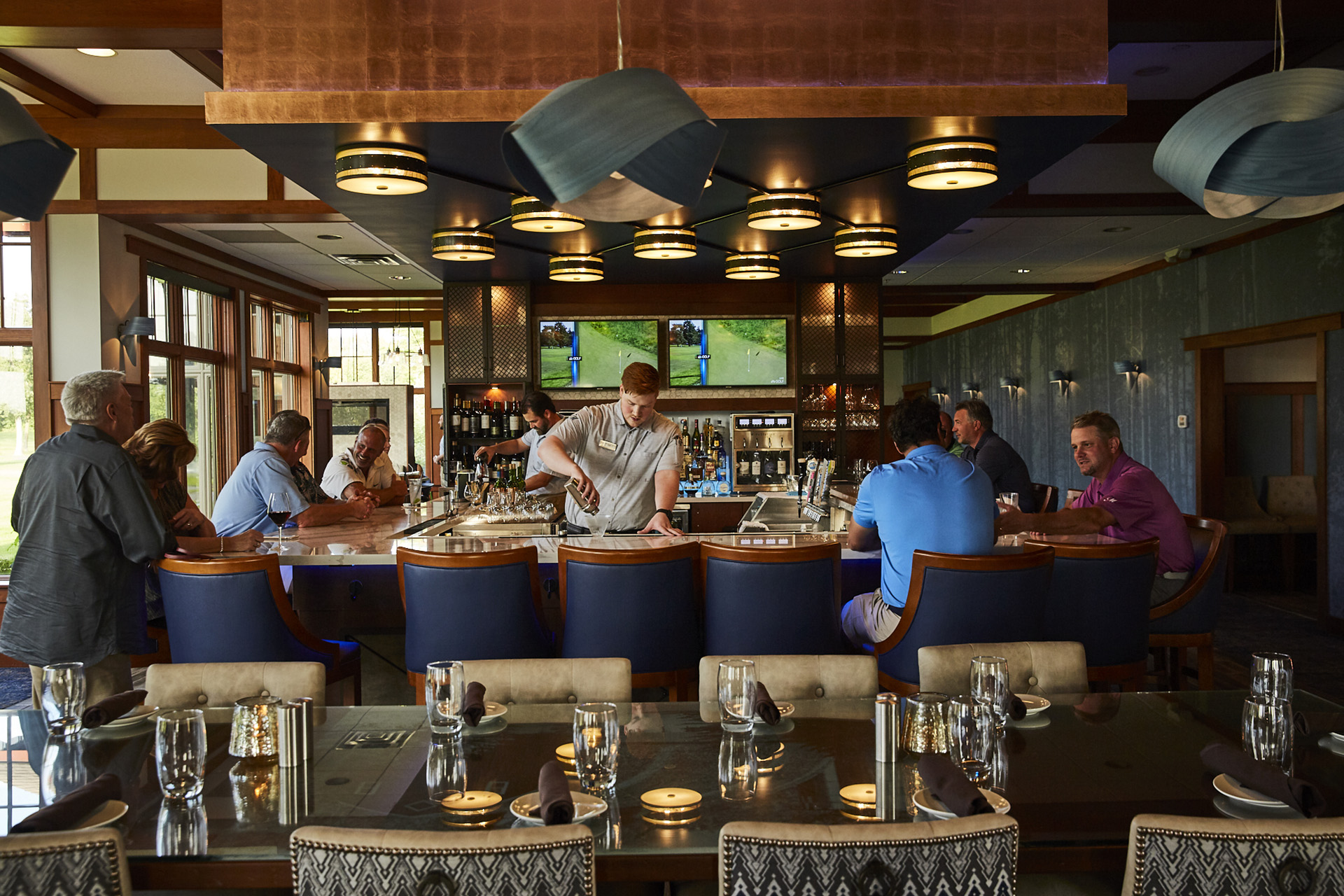 Medina Golf & Country Club - Happy Hour Bar
