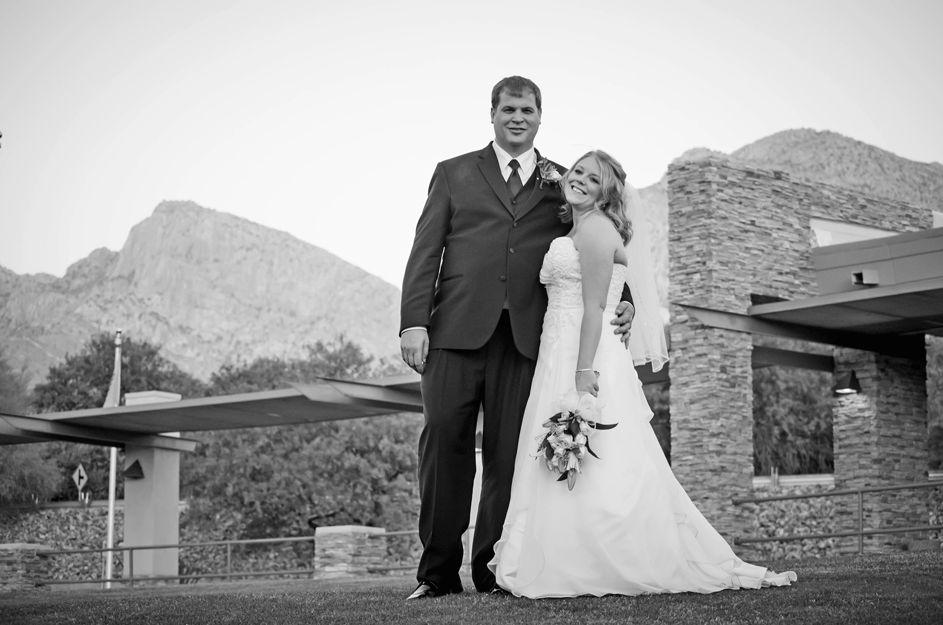Oro Valley Country Club - Wedding Couple