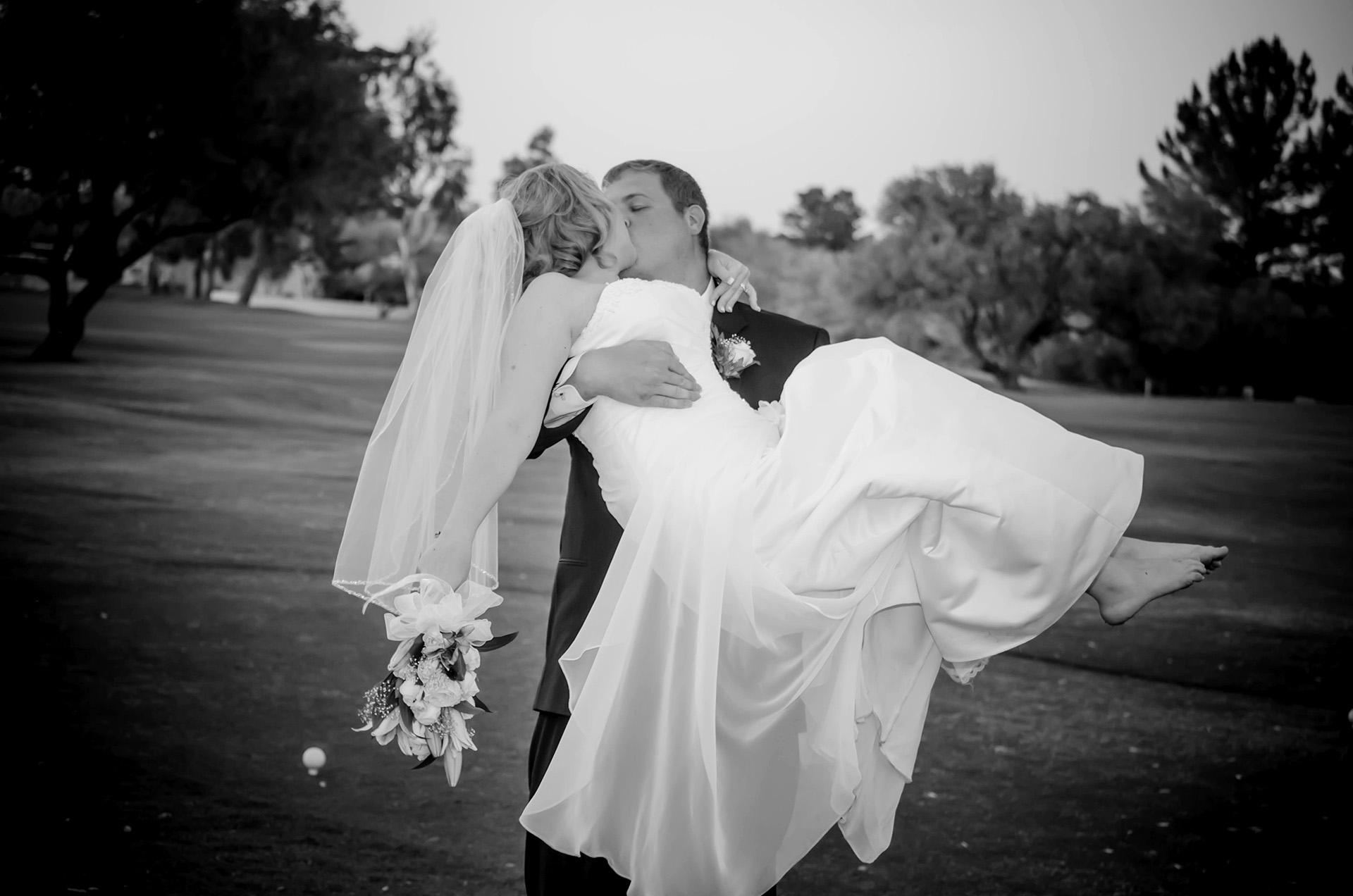 Oro Valley Country Club - Wedding Couple
