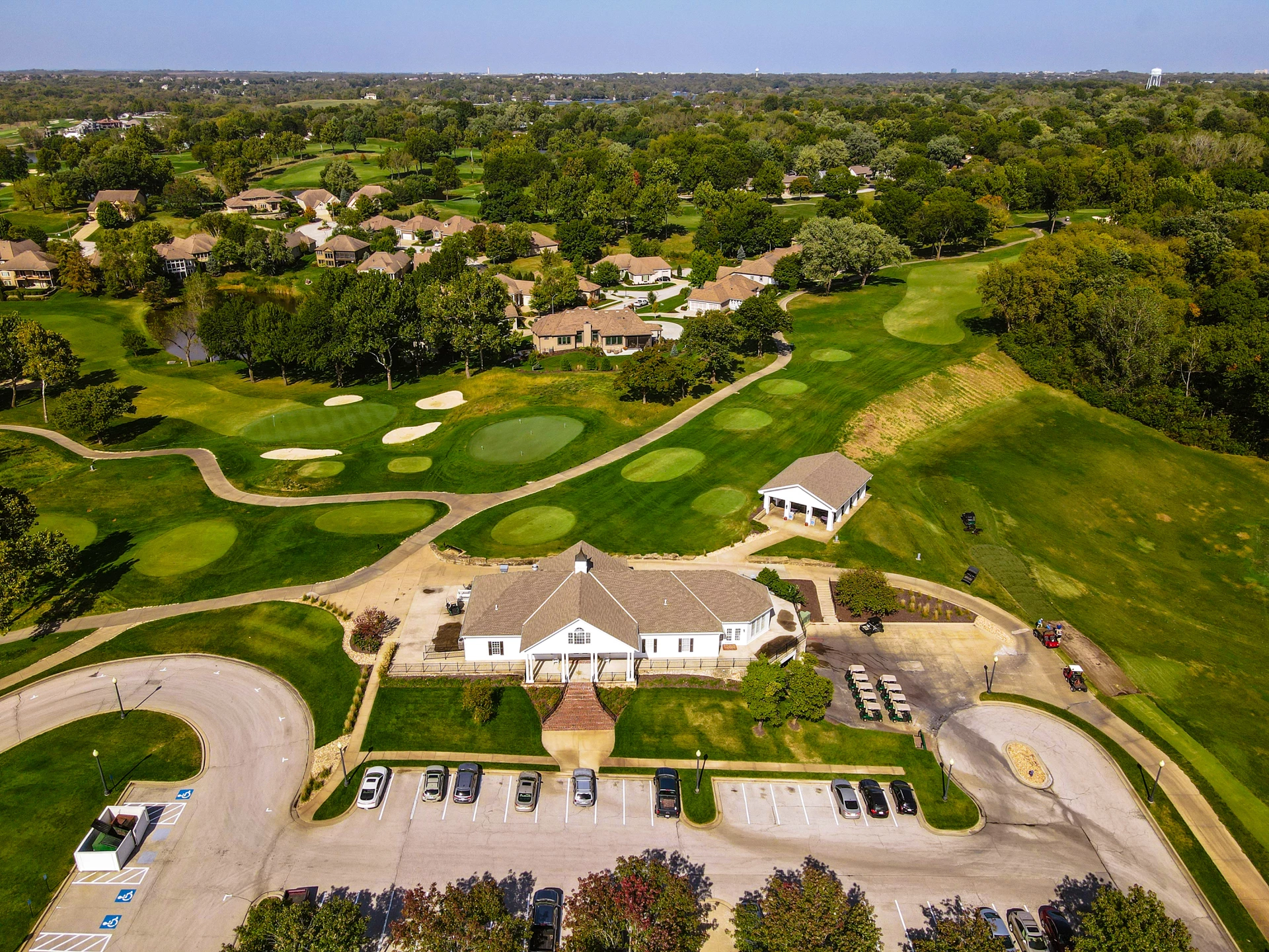 The Deuce at the National Golf Club | Clubhouse