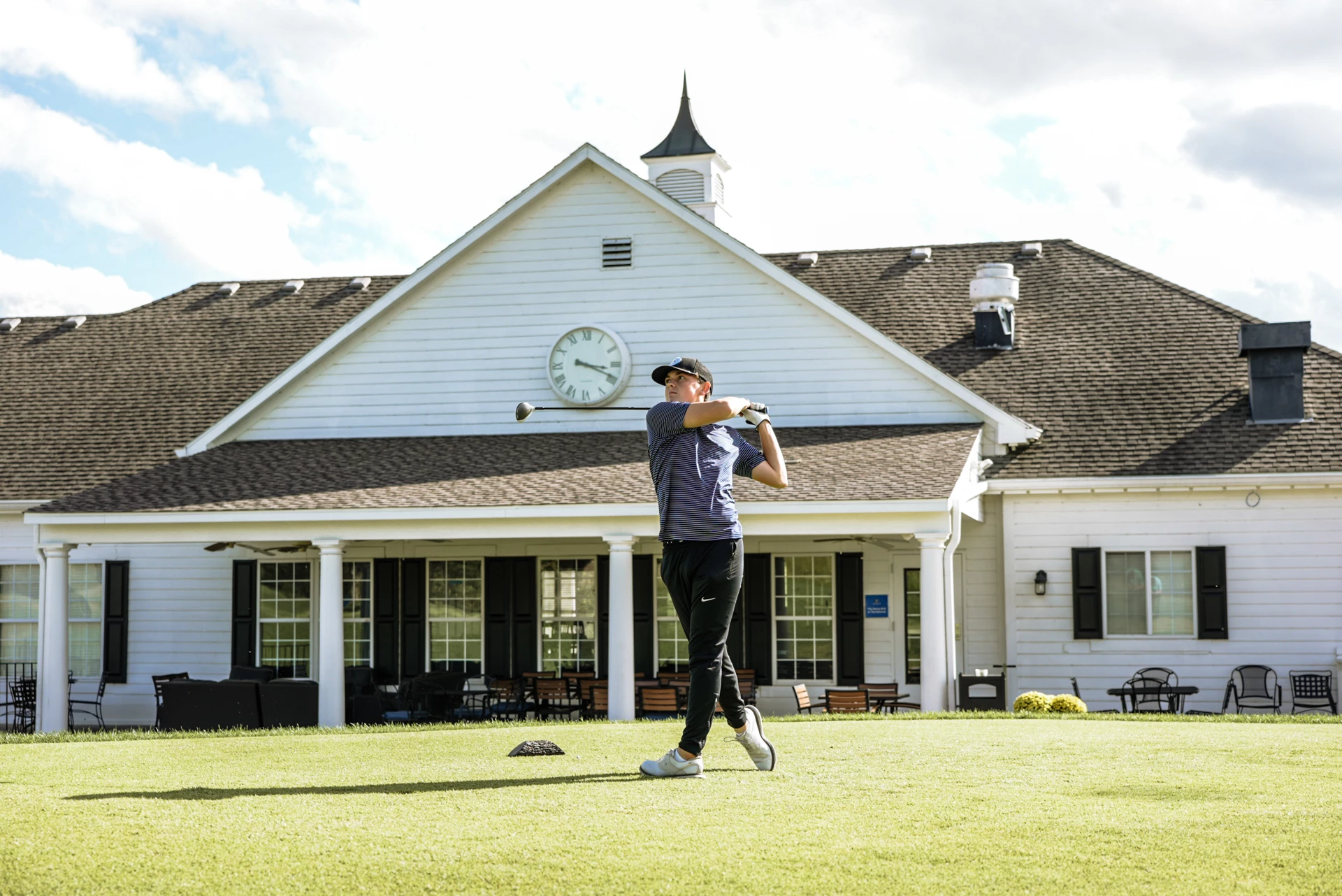 The Deuce at the National Golf Club | Clubhouse