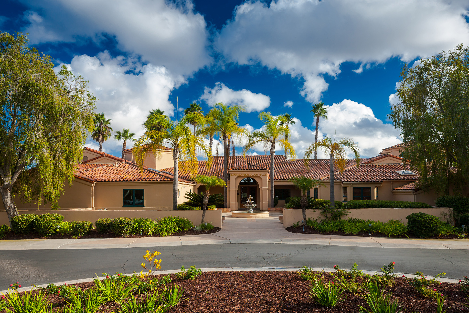 Bernardo Heights Country Club - Clubhouse